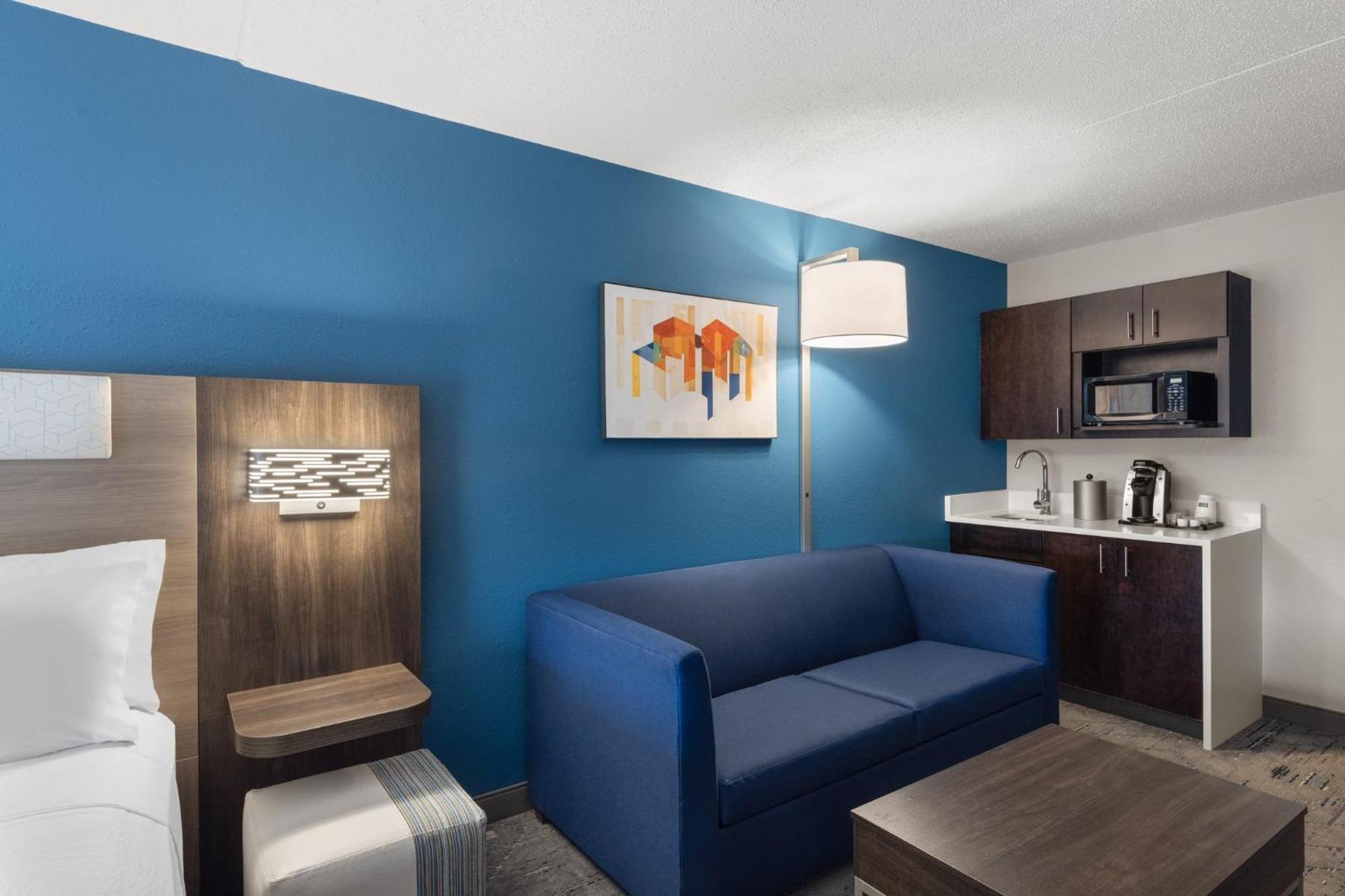 Holiday Inn Express Danbury I-84, An Ihg Hotel Екстер'єр фото