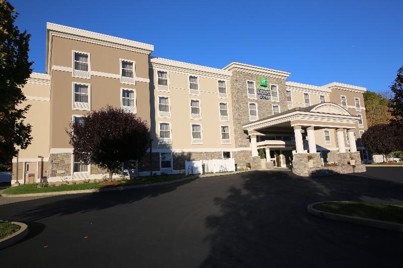 Holiday Inn Express Danbury I-84, An Ihg Hotel Екстер'єр фото